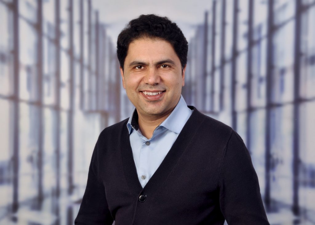 Faisal Qarizada ist Geschäftsführer der Qarizada und Rachor Engineering GmbH, Ihr Partner für Ingenieurleistungen in den Bereichen Technische Gebäudeausrüstung und Leit- und Sicherungstechnik mit Sitz im Rhein-Main-Gebiet.